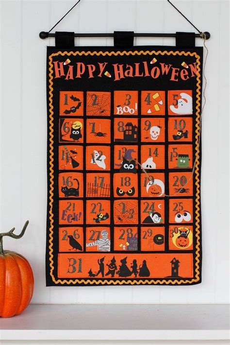 Halloween Countdown Calendar | Halloween countdown calendar, Halloween countdown, Countdown calendar