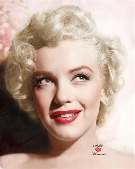 Marilyn Monroe on Instagram: “Marilyn Monroe a photo of Jock Carroll 1952 Beautiful picture of ...