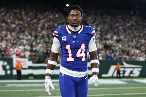 Bills' Stefon Diggs Says Reporter's Hot Mic Comments Were 'Very Hurtful'