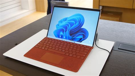 Surface Pro 8 vs. Surface Pro 7: Microsoft's latest 2-in-1 is bigger, better than before - CNET