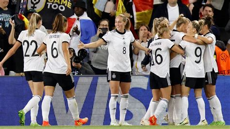 Euro 2022 LIVE: Watch Germany v France in semi-final plus score ...