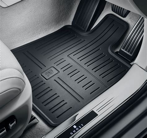 Essential Guide to Choosing the Right Car Floor Mats