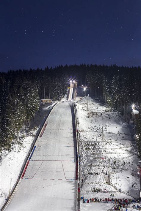 Maisonnette d'Alla | Ski jumping, Iron mountain michigan, Skiing