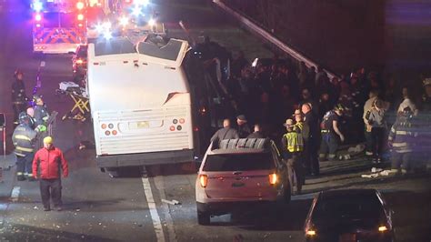 Top of bus sheared off after serious crash on Southern State Parkway on ...