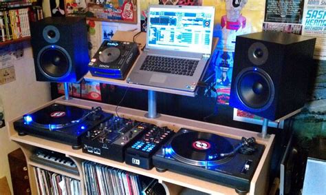 Typical Bedroom DJ Setup - DJ Setup at FunDJStuff.com