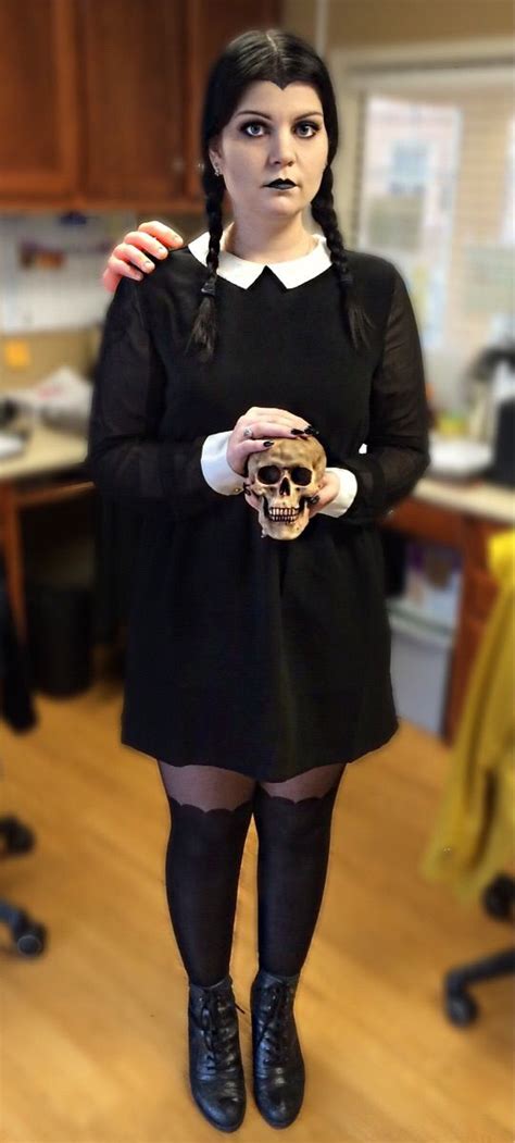 Wednesday Addams Halloween costume #addamsfamily | Office halloween ...