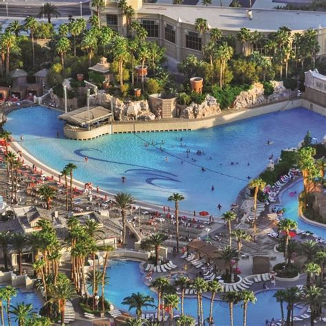 20 Best Pools in Vegas for Fun & Relaxation (Updated for 2023)