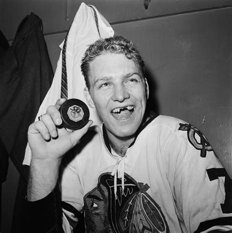 Wallpaper : 2870x2884 px, Bobby Hull, Chicago Blackhawks, Hockey, monochrome 2870x2884 ...