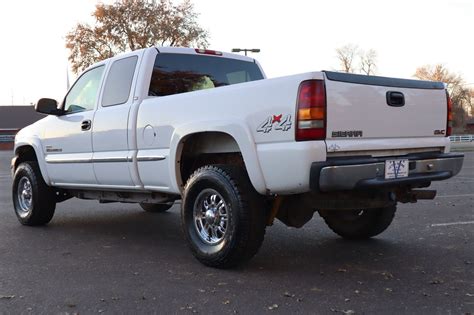 2002 GMC Sierra 2500HD SLE | Victory Motors of Colorado