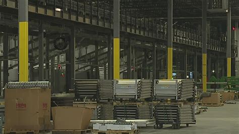 New UPS facilities in Pa. expected to create 1,700 jobs | fox43.com