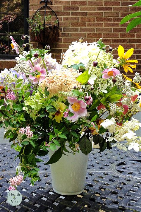 5 Easy Summer Flower Arrangements | Hearth and Vine