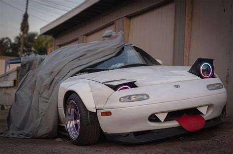 OwO Miata : r/carscirclejerk