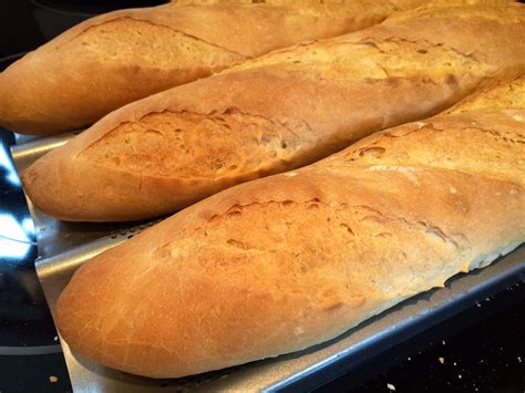 How To Make French Baguette/French Bread - Bánh Mì Baguette