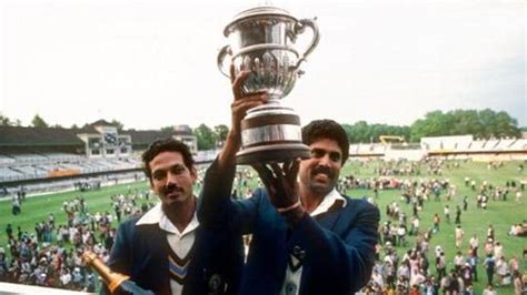 ‘Forget it, let’s go bowl them out’: How Kapil Dev, Sunil Gavaskar ...