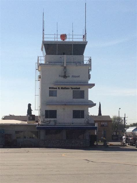 The Fullerton Airport Children's Tour, a hidden gem in Orange County - SoCal Field Trips