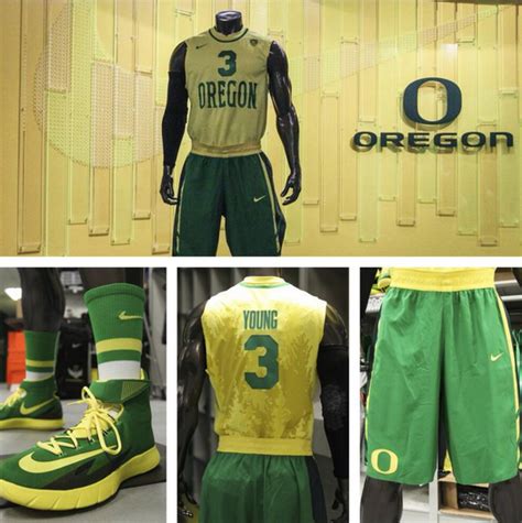 PHOTO: Oregon Ducks unveil new mis-match basketball jerseys