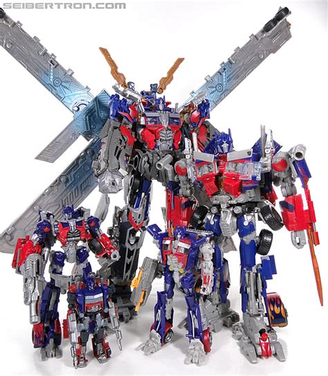 Transformers Dark of the Moon Ultimate Optimus Prime Toy Gallery (Image ...