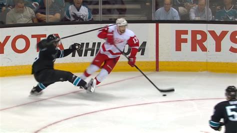 I can’t stop watching Pavel Datsyuk highlights | by Fitz | Medium