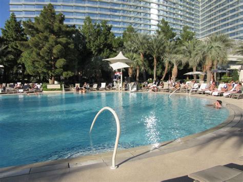 "Pool" Aria Resort & Casino (Las Vegas) • HolidayCheck (Nevada | USA)