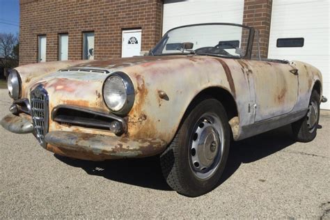 No Reserve: 1965 Alfa Romeo Giulia Spider Veloce Project for sale on BaT Auctions - sold for ...