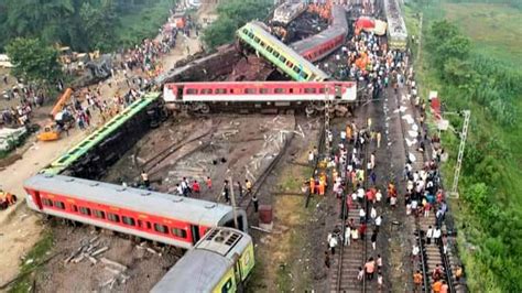 People express grief over tragic train accident in Odisha | Trending - Hindustan Times