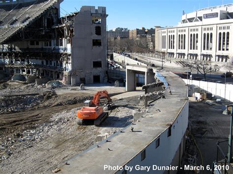 Pictures of Yankee Stadium demolition (links) – The Mets Police