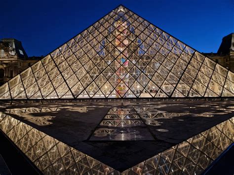 Pourquoi les horaires de fermeture du Louvre pourraient changer en 2023