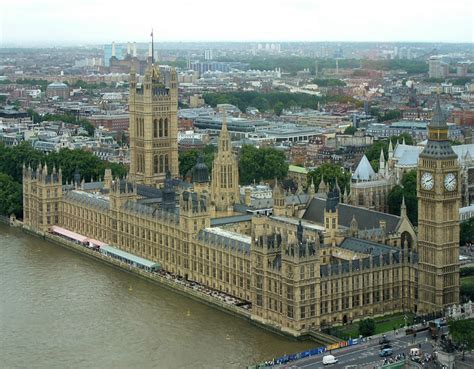 London Must-Sees: Big Ben and the Palace of Westminster