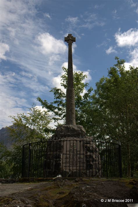 Massacre of Glencoe Memorial, Glencoe | Massacre of Glencoe … | Flickr