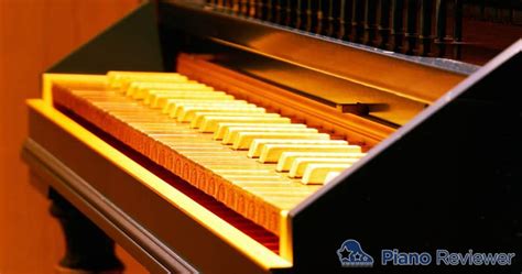 What Is a Spinet Piano? - Piano Reviewer