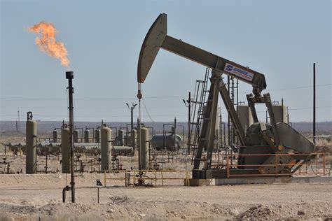 Despite Rules, New Mexico Oil and Gas Producers Keep Polluting