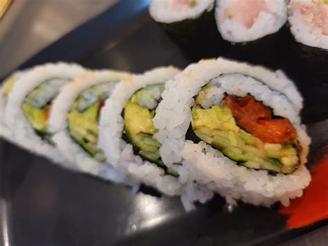 Spicy Salmon Roll