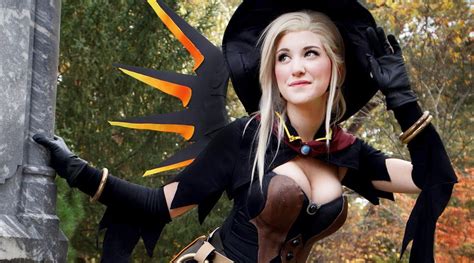 GR Pick: Overwatch Cosplayer Dresses as Halloween Mercy