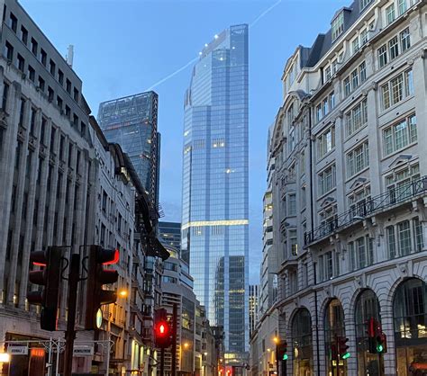 Bishopsgate - Francisco Starr