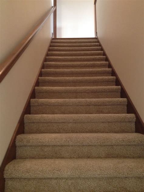 Installing Carpet Stair Treads - JesseBerends