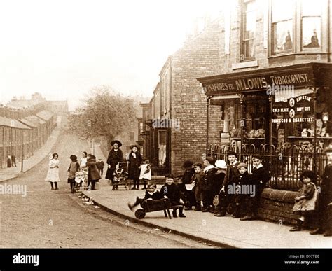 New Shildon Hillyard Terrace early 1900s Stock Photo - Alamy