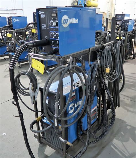 MILLER MILLERMATIC 251 WELDER, S/N LF460615B, W/MILLER XR CONTROL WIRE FEEDER