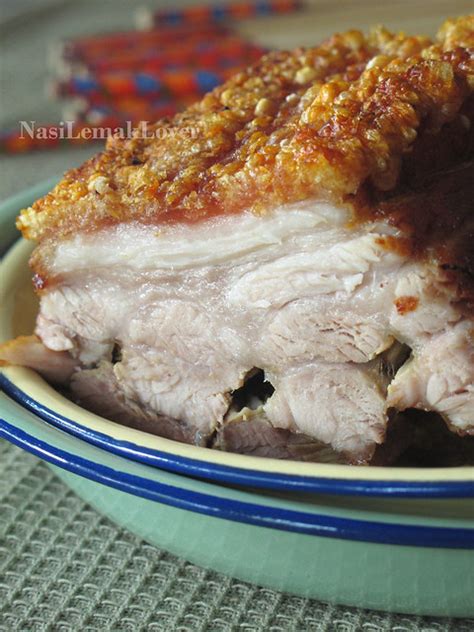Nasi Lemak Lover: Crispy Roast Pork (Siew Yoke) 脆皮烧肉