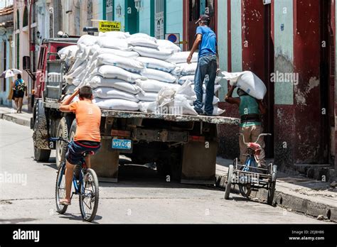 Cuban people lifestyle and culture Stock Photo - Alamy