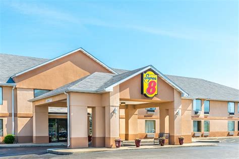 Super 8 by Wyndham Troy IL/St. Louis Area - UPDATED 2024 Prices, Reviews & Photos