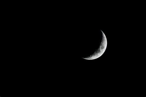 crescent moon, dark, moon, moonlight, night 4k, HD Wallpaper | Rare Gallery