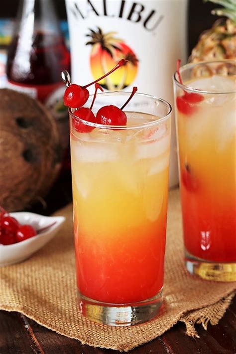 Malibu Sunrise Cocktail | The Kitchen is My Playground