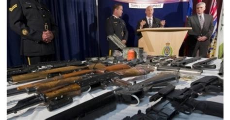 Canadian Border Guards Seizing More Guns Along U.S.-Canada Border :: Guns.com