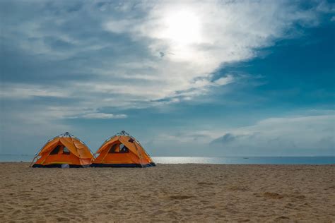 Beach Camping Tips: 8 Best Things To Remember (UPDATED)