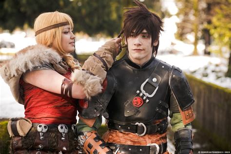 Astrid and Hiccup | How to train your dragon, How train your dragon, Hiccup and astrid