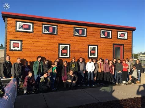 Waldport High students selling their tiny house • YachatsNews.com