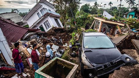 Así quedó Indonesia después del mortal terremoto de 5,6 | Video