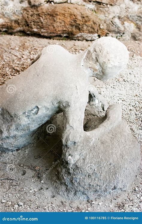 Victim in Pompeii of the Eruption of Mt Vesuvius Stock Image - Image of ...