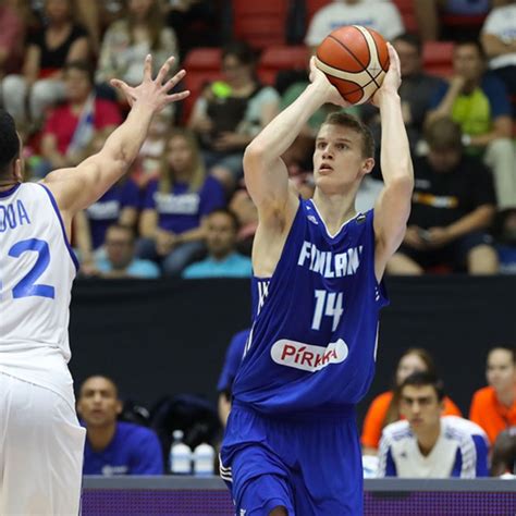 Lauri Markkanen, Basketball player | Proballers