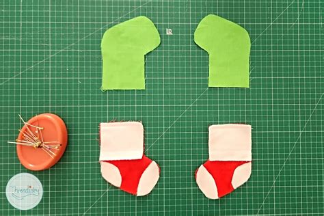Mini Christmas stocking gift card holder sewing tutorial